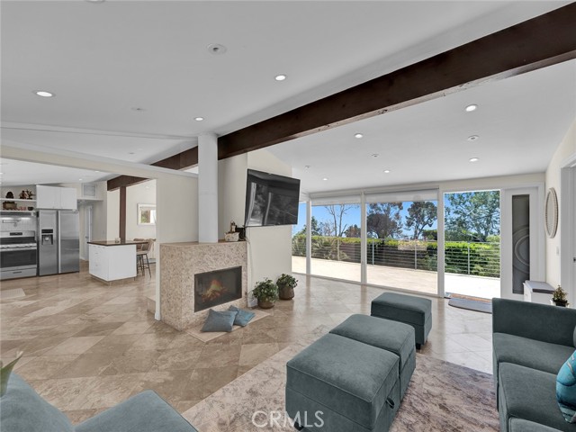 Detail Gallery Image 14 of 39 For 20537 Little Rock Way, Malibu,  CA 90265 - 5 Beds | 3 Baths