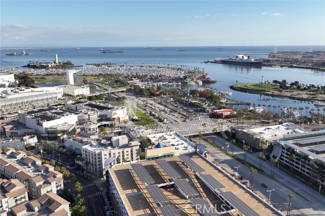 400 W Ocean Boulevard, Long Beach CA: https://media.crmls.org/medias/67e50a0f-63df-46f6-9a61-eb568413fd82.jpg