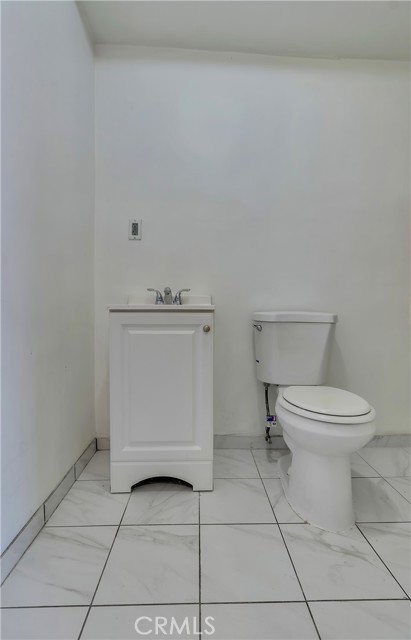 509 La Seda Road, La Puente CA: https://media.crmls.org/medias/67e637e4-5313-4340-ba85-d80d6bf763ab.jpg