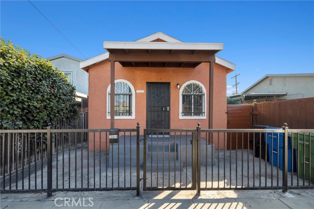 Detail Gallery Image 1 of 1 For 10844 Juniper St, Los Angeles,  CA 90059 - 2 Beds | 1 Baths