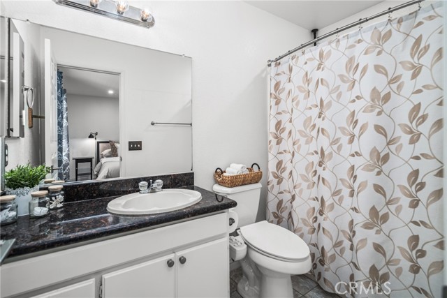 Detail Gallery Image 22 of 40 For 2110 Laurelwood Ct, Rosamond,  CA 93560 - 4 Beds | 2 Baths