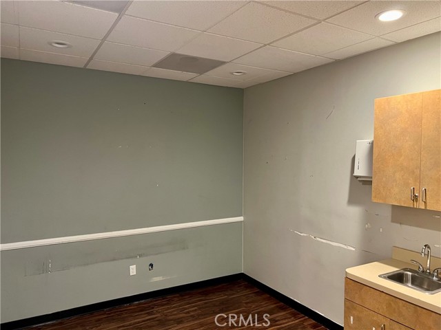 175 E 9th Street, Corona, California 92879, ,Commercial Lease,For Rent,175 E 9th Street,CRSR24049207