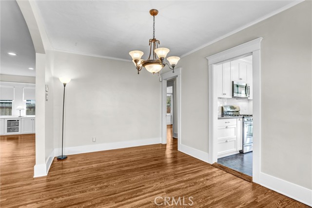 Detail Gallery Image 11 of 25 For 4109 Higuera, Culver City,  CA 90232 - 2 Beds | 1 Baths