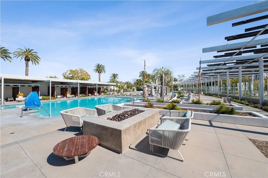 67e91e0e 19b4 46d4 Ab16 F3f33f72d2b5