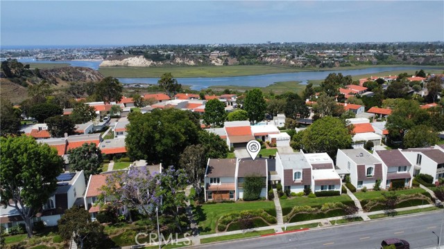 2002 Barranca, Newport Beach CA: https://media.crmls.org/medias/67e9352c-a41c-4f79-87b9-3424a58747fc.jpg