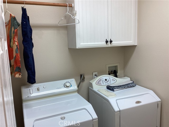 Detail Gallery Image 12 of 18 For 24306 Whitetail Dr, Corona,  CA 92883 - 2 Beds | 2 Baths