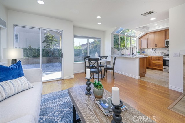 Detail Gallery Image 7 of 70 For 16210 Olivemill Rd, La Mirada,  CA 90638 - 3 Beds | 2/1 Baths