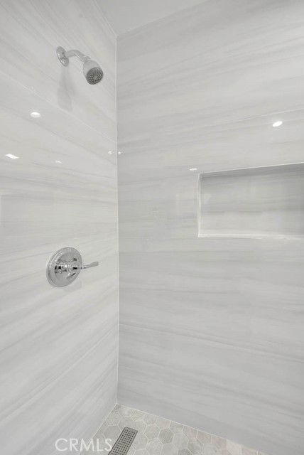 Detail Gallery Image 52 of 75 For 4701 Don Miguel, Los Angeles,  CA 90008 - 3 Beds | 3 Baths