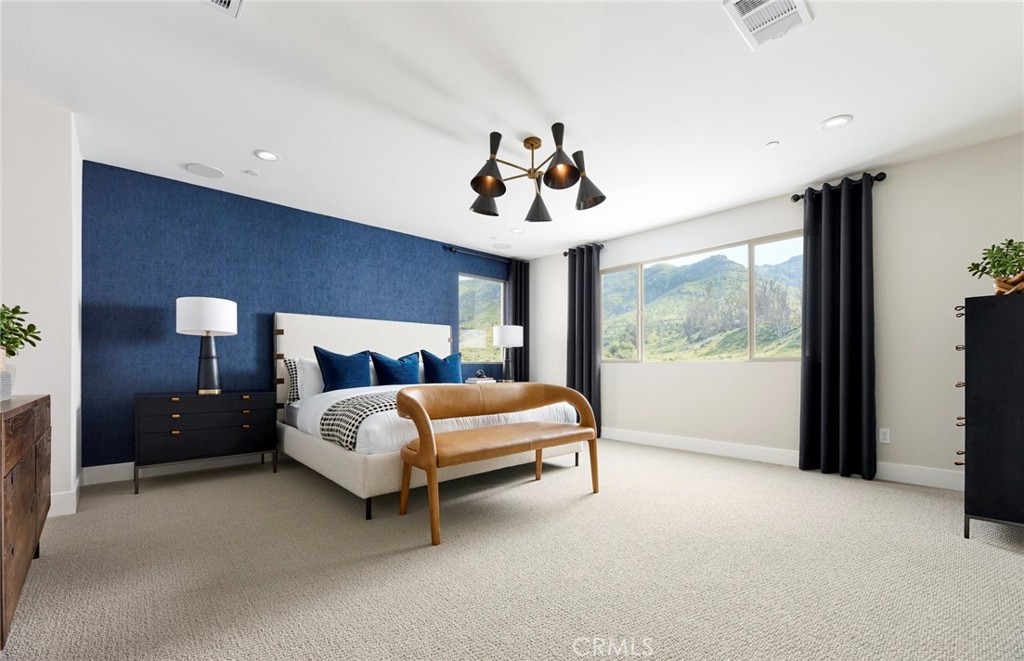 MLS #IV25240186 image #10