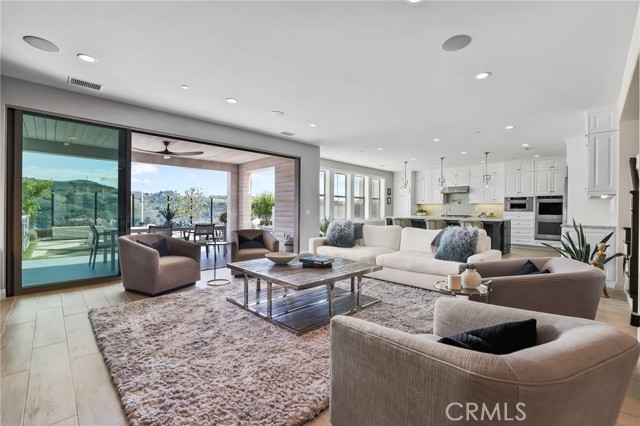 Detail Gallery Image 11 of 66 For 33 Cielo Azul, Mission Viejo,  CA 92692 - 4 Beds | 4 Baths