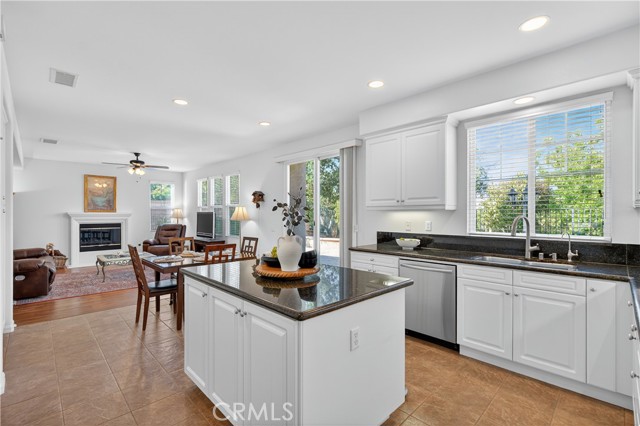 Image 8 of 46 For 26812 Peppertree Drive