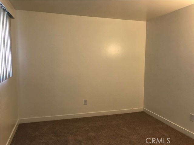 Detail Gallery Image 14 of 17 For 12081 Marigold Ave, Moreno Valley,  CA 92557 - 3 Beds | 1 Baths