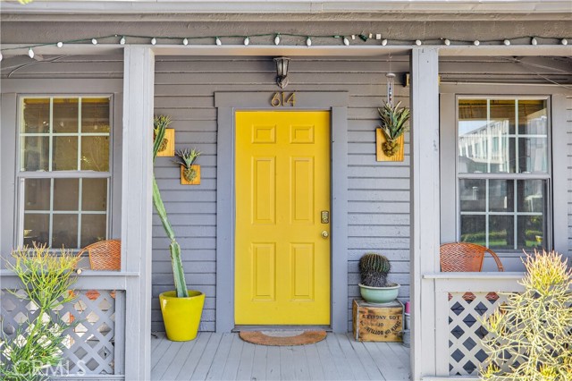 Detail Gallery Image 7 of 47 For 614 N Shelton, Santa Ana,  CA 92703 - 5 Beds | 2 Baths