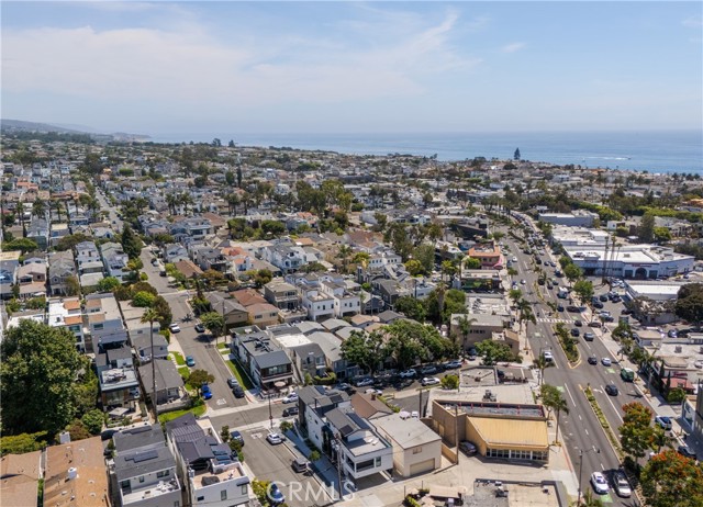 Detail Gallery Image 53 of 64 For 521 1/2 Iris Ave, Corona Del Mar,  CA 92625 - 2 Beds | 2/1 Baths