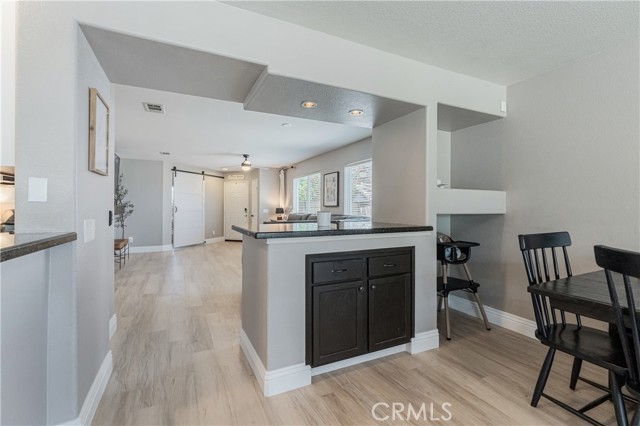 23470 Badger Creek Lane, Menifee CA: https://media.crmls.org/medias/67edc631-4a86-4510-8182-488c36cae6dd.jpg