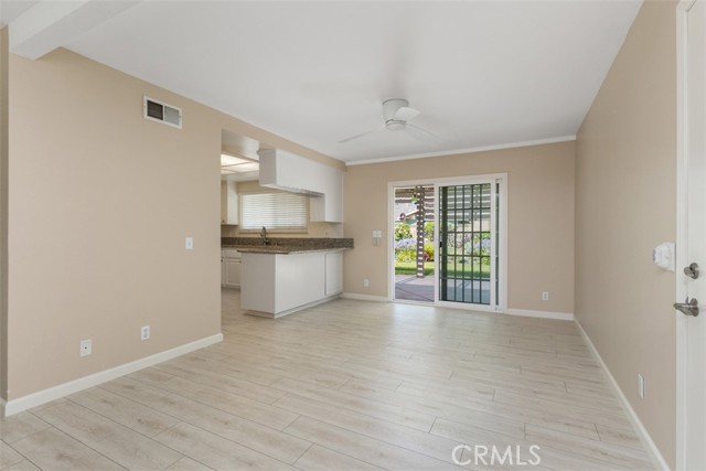 2692 N Fernside St, Orange CA: https://media.crmls.org/medias/67edfb3a-bfde-4230-a627-59a346c26511.jpg