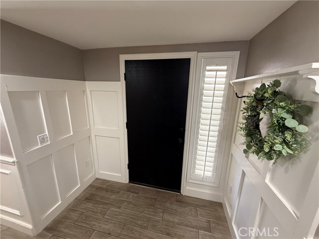Detail Gallery Image 4 of 22 For 1053 Border Ave, Corona,  CA 92882 - 2 Beds | 2 Baths
