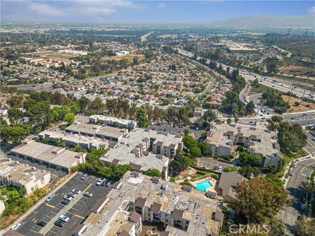 Detail Gallery Image 4 of 26 For 1620 Neil Armstrong St #206,  Montebello,  CA 90640 - 2 Beds | 2 Baths