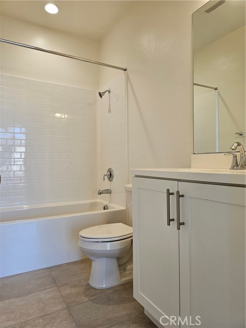 Detail Gallery Image 26 of 40 For 10503 Acorn Pl, Los Alamitos,  CA 90720 - 3 Beds | 3/1 Baths