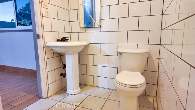 Detail Gallery Image 27 of 38 For 405 S Clara, Santa Ana,  CA 92703 - 3 Beds | 2 Baths