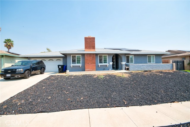 553 S Arrowhead Ave, Rialto, CA 92376