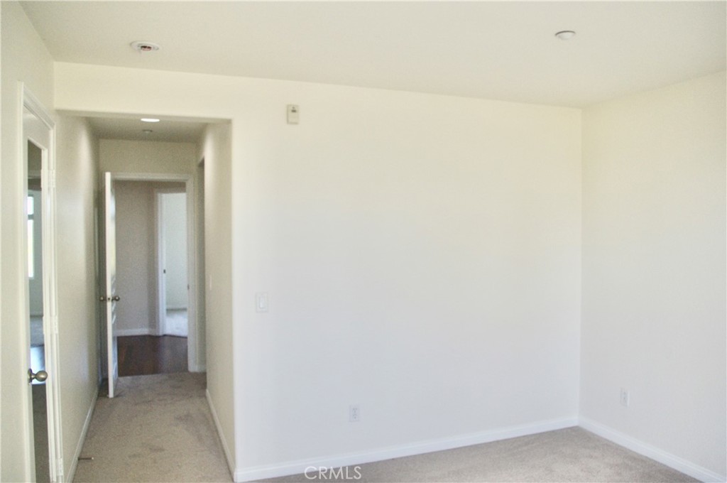755 Harbor Cliff Way - photo 18