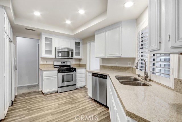 Detail Gallery Image 6 of 18 For 2952 La Habra Ave, Hemet,  CA 92545 - 2 Beds | 2 Baths