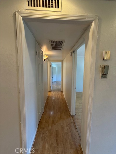 5403 Newcastle, 8 photo 13