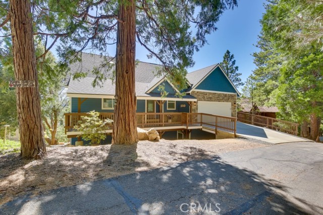 Detail Gallery Image 1 of 51 For 688 Zurich Dr, Lake Arrowhead,  CA 92352 - 4 Beds | 3/1 Baths