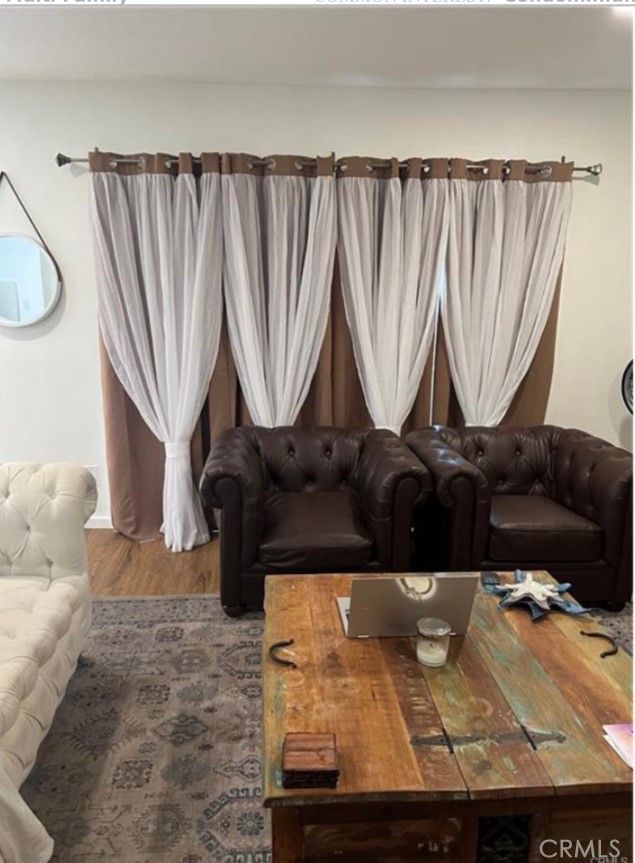 Detail Gallery Image 16 of 19 For 5232 Corteen Pl #7,  Valley Village,  CA 91607 - 2 Beds | 2 Baths