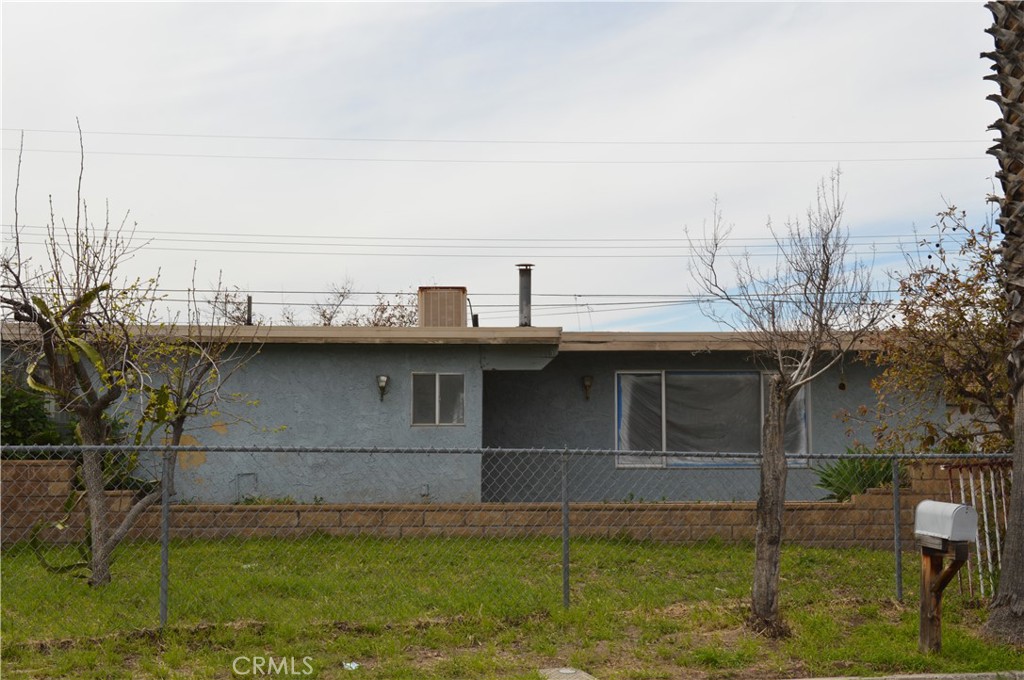 7632 Elmwood Court, Highland, CA 92410