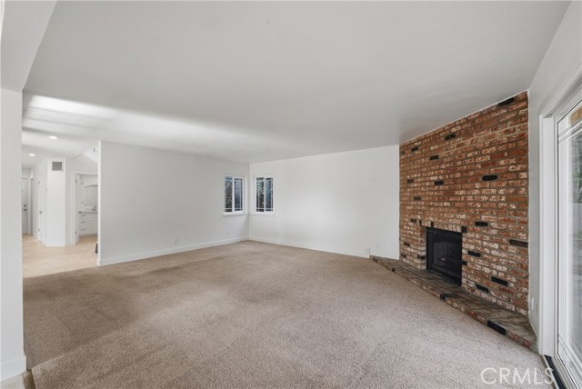 Detail Gallery Image 20 of 67 For 658 Glenmore, Glendale,  CA 91206 - 4 Beds | 3 Baths