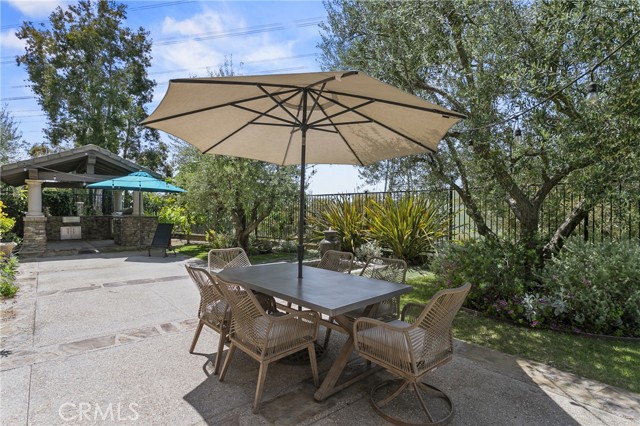 15 Pisano Street, Ladera Ranch CA: https://media.crmls.org/medias/67f5db33-9908-4696-acad-e4c61a271366.jpg