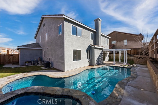 Detail Gallery Image 2 of 60 For 5640 Eisenhower Way, Palmdale,  CA 93552 - 4 Beds | 3 Baths