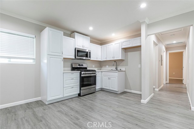 Detail Gallery Image 9 of 38 For 6545 Coldwater Canyon Ave, North Hollywood,  CA 91606 - 4 Beds | 2 Baths
