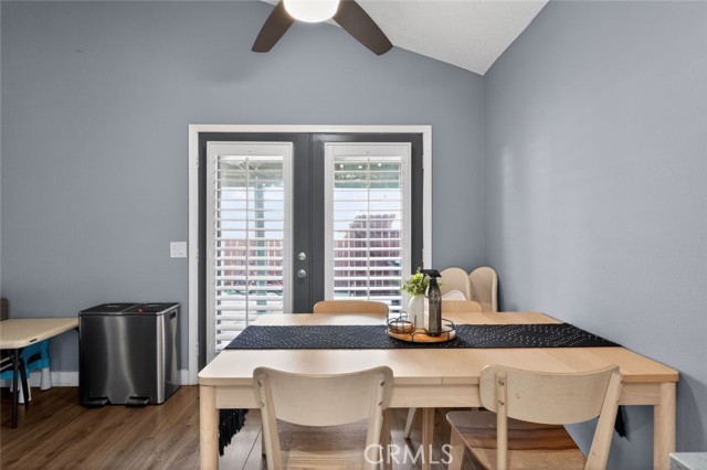 Detail Gallery Image 13 of 32 For 2537 Occidental Cir, Riverside,  CA 92507 - 3 Beds | 2 Baths