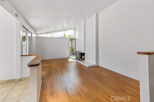403 Orion Way, Newport Beach CA: https://media.crmls.org/medias/67f80c76-89d8-4012-a54e-93faa8164551.jpg
