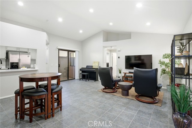 27968 Red Dawn, Menifee CA: https://media.crmls.org/medias/67f83b69-6a98-4838-a94c-d24dbb4d61e4.jpg