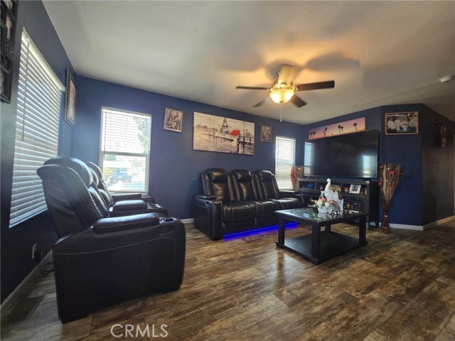 Detail Gallery Image 6 of 30 For 12700 Elliot Ave #454,  El Monte,  CA 91732 - 3 Beds | 2 Baths