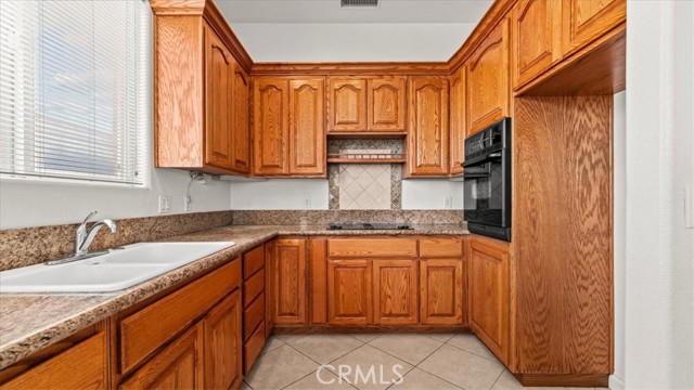 29935 Maxine Lane, Menifee CA: https://media.crmls.org/medias/67f91b41-2e1b-424f-b168-550f9036516f.jpg