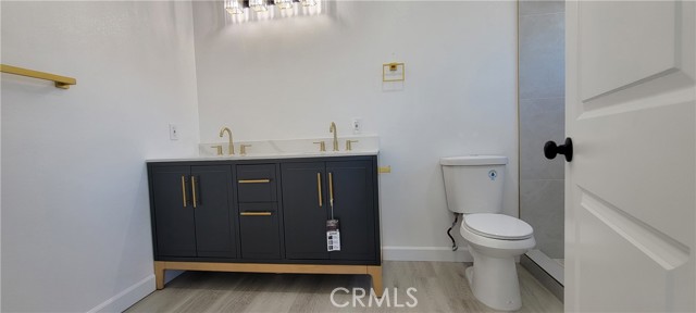 Detail Gallery Image 14 of 19 For 3355 Debbie Ln, Riverside,  CA 92501 - 4 Beds | 2 Baths