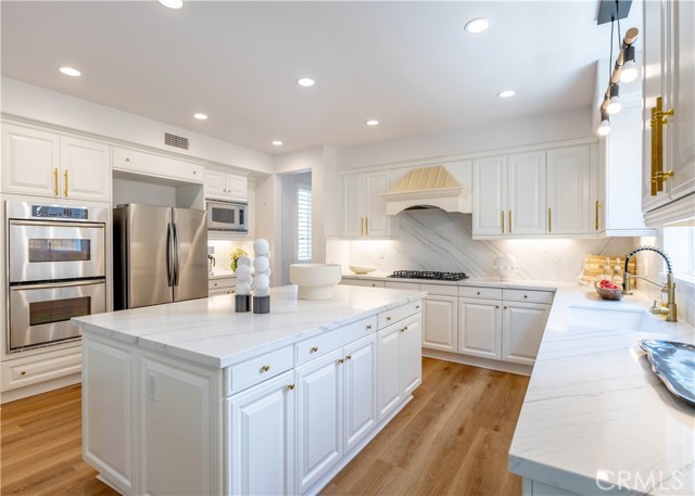 8034 E Portico, Orange CA: https://media.crmls.org/medias/67fa946e-31df-4bd1-9d96-37a5313a302f.jpg