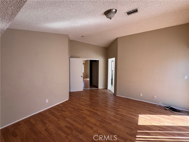 Detail Gallery Image 21 of 44 For 4546 Grandview Dr, Palmdale,  CA 93551 - 3 Beds | 3 Baths