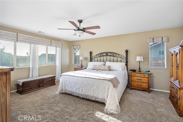 6347 Lyndsey Street, Eastvale CA: https://media.crmls.org/medias/67fb6d34-47e1-4e4c-895d-377b7a1df05a.jpg