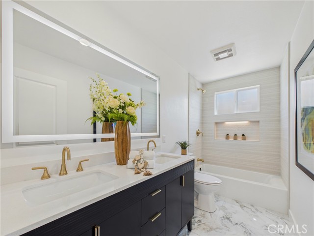 Detail Gallery Image 26 of 33 For 1547 E San Alto, Orange,  CA 92865 - 4 Beds | 2 Baths