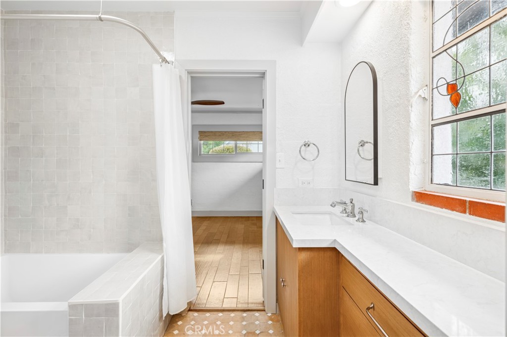 MLS #NP25259793 image #14