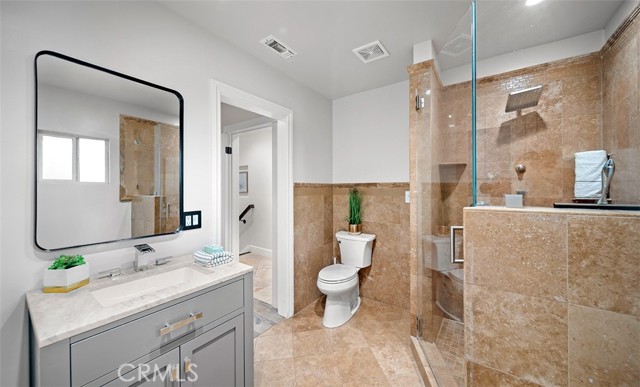 Detail Gallery Image 38 of 59 For 2039 S Eileen Dr, Anaheim,  CA 92802 - 4 Beds | 3 Baths