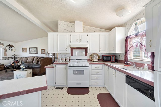 Detail Gallery Image 20 of 45 For 25750 Avenue 20 1/2, Madera,  CA 93638 - 2 Beds | 2 Baths