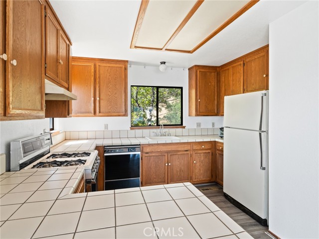 Detail Gallery Image 21 of 53 For 7469 Bruner Dr, Glenhaven,  CA 95443 - 3 Beds | 1/1 Baths