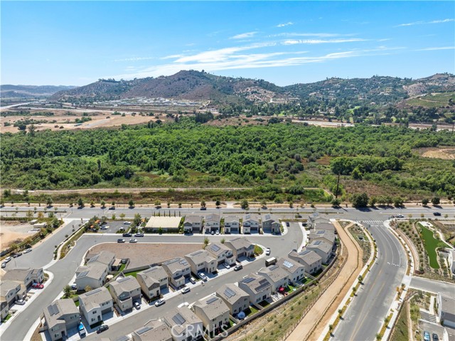 35060 Hacienda, Fallbrook CA: https://media.crmls.org/medias/67feb44f-880a-4c4a-9144-eca8512bca87.jpg